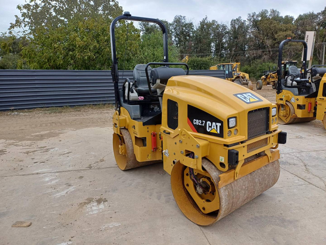 CAT CB2.7LRC - Ваљак за пат: слика 2 CAT CB2.7LRC - Ваљак за пат: слика 2
