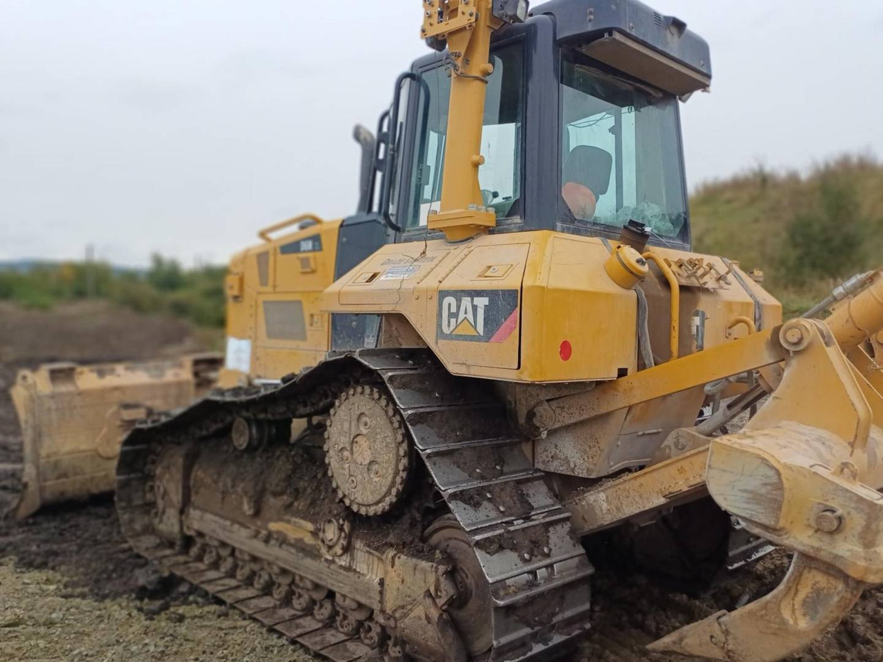 CAT D6NXL - Булдожер: слика 4 CAT D6NXL - Булдожер: слика 4