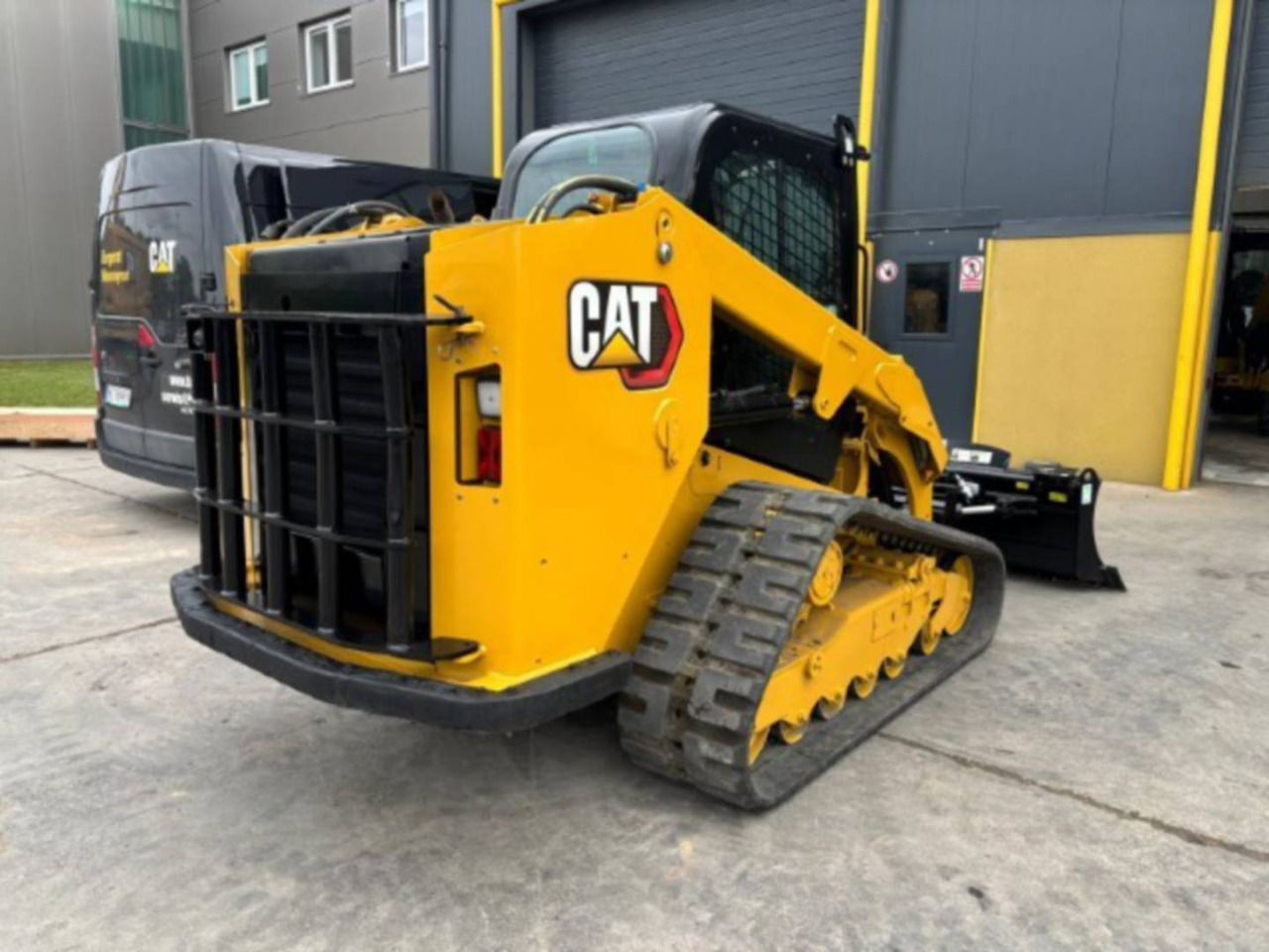 CAT 279D3 - Компактен натоварувач со гасеници: слика 3 CAT 279D3 - Компактен натоварувач со гасеници: слика 3