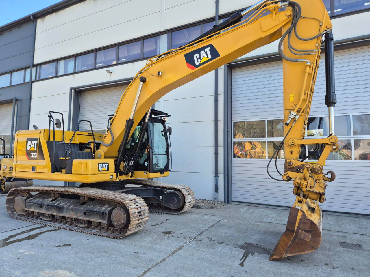 CAT 323 - Багер гасеничар: слика 2 CAT 323 - Багер гасеничар: слика 2