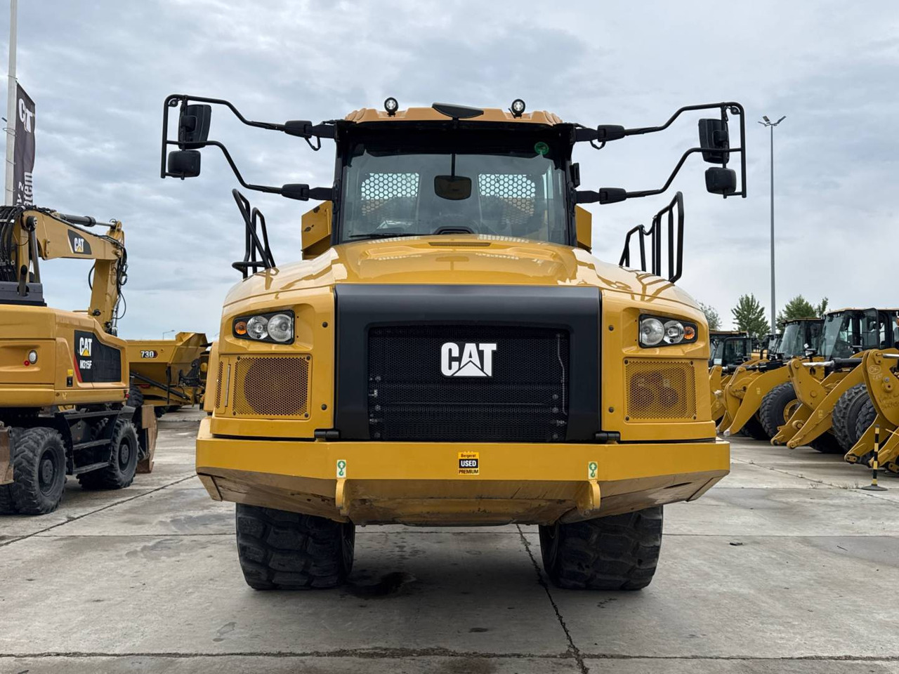 Зглобен истоварувач CAT 730: слика 9 Зглобен истоварувач CAT 730: слика 9