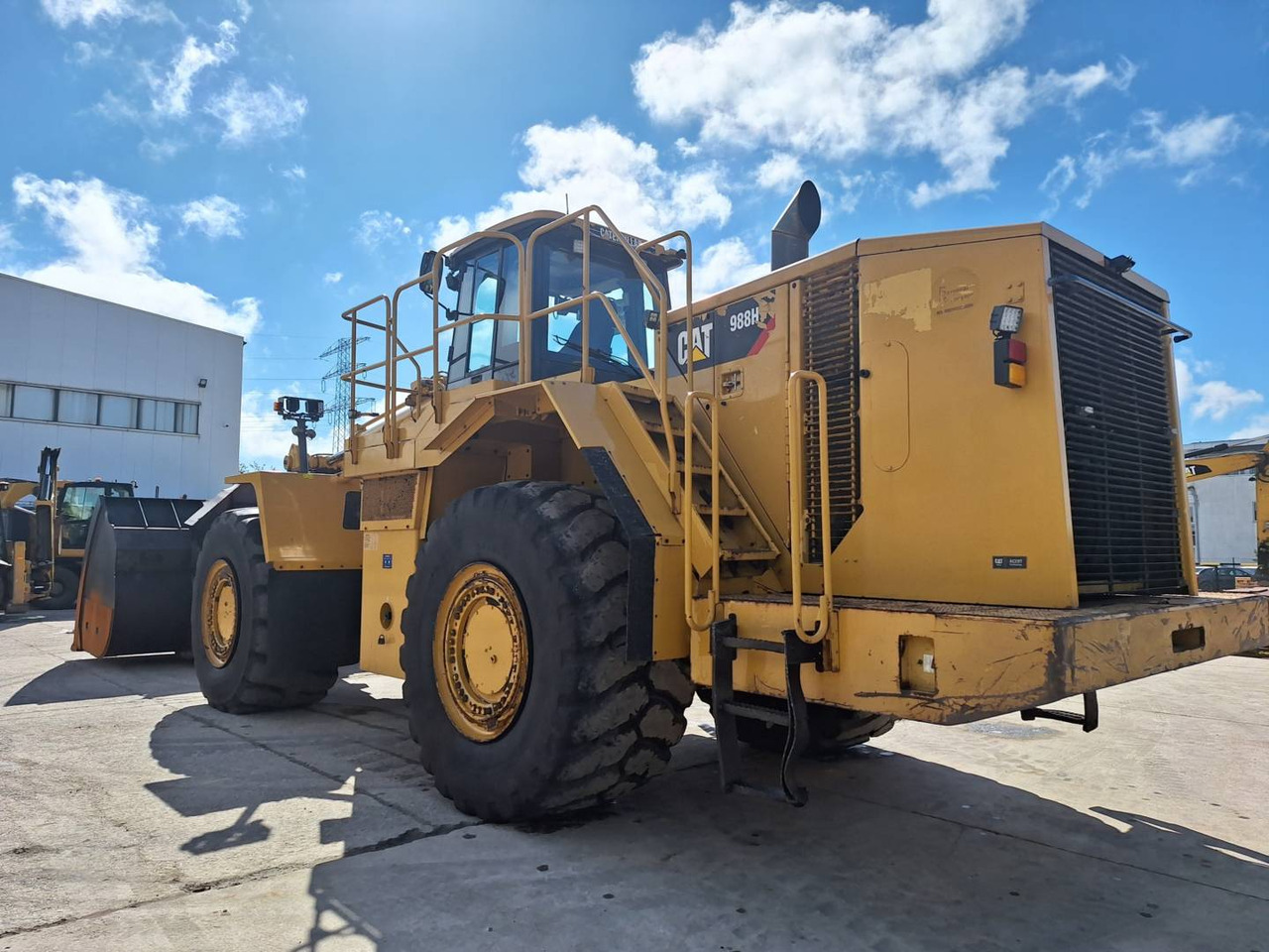 CAT 988H - Натоварувач на тркала: слика 4 CAT 988H - Натоварувач на тркала: слика 4