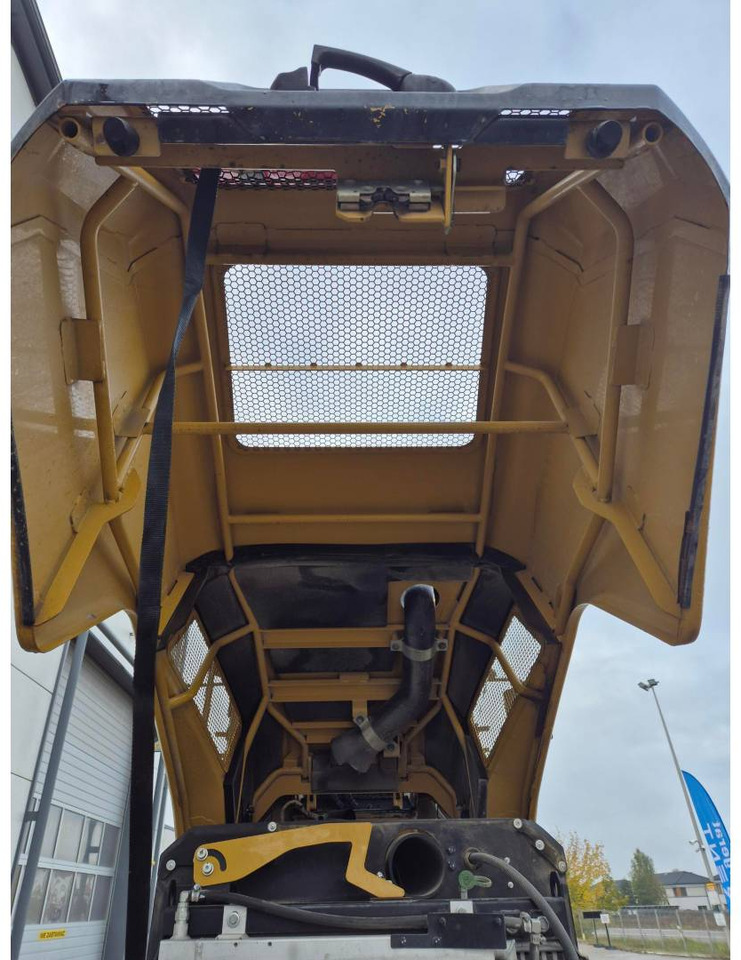 Лизинг на CAT CS12GC CAT CS12GC: слика 25