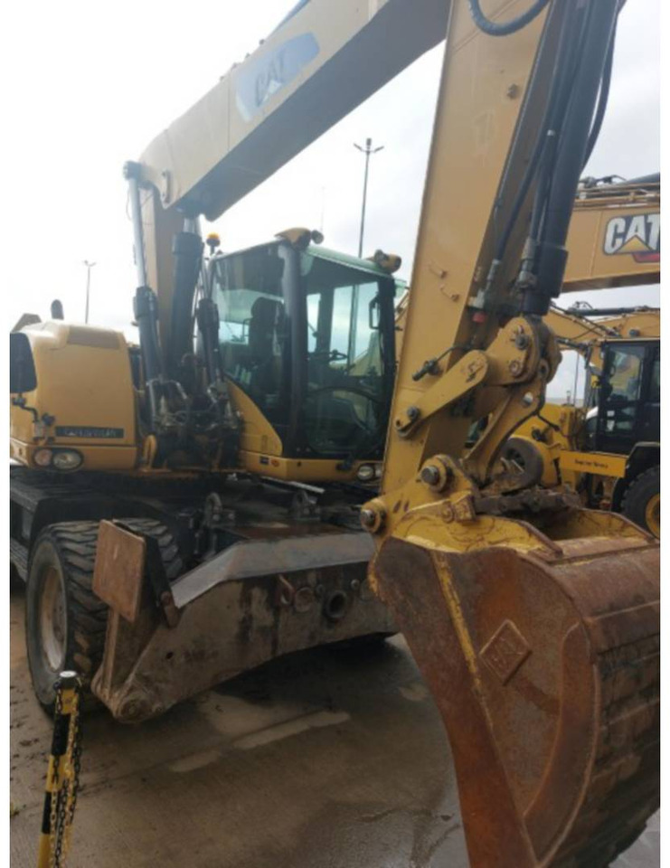 CAT M315D - Багер на тркала: слика 2 CAT M315D - Багер на тркала: слика 2