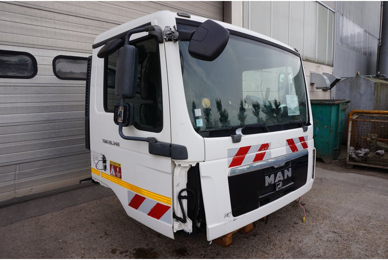 MAN F99L10 TGM 6 CYL 81.60000-7786 - Кабина и ентериер за Камион: слика 2 MAN F99L10 TGM 6 CYL 81.60000-7786 - Кабина и ентериер за Камион: слика 2