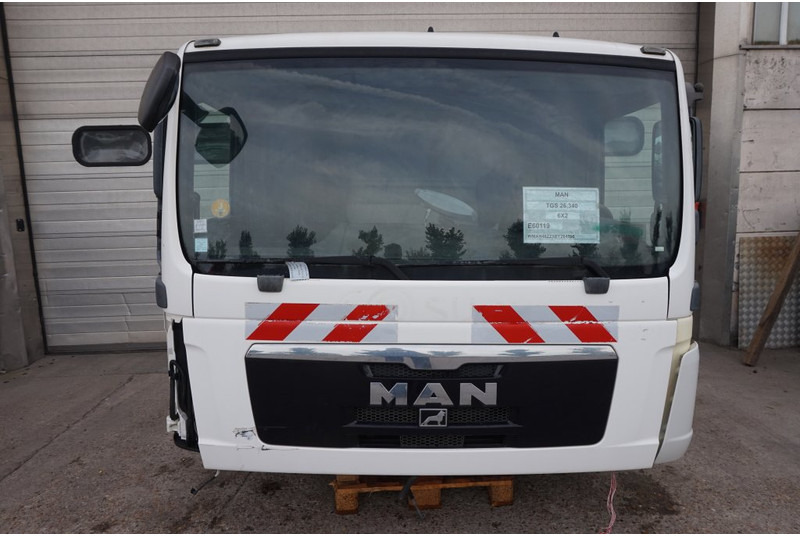 MAN F99L10 TGM 6 CYL 81.60000-7786 - Кабина и ентериер за Камион: слика 1 MAN F99L10 TGM 6 CYL 81.60000-7786 - Кабина и ентериер за Камион: слика 1