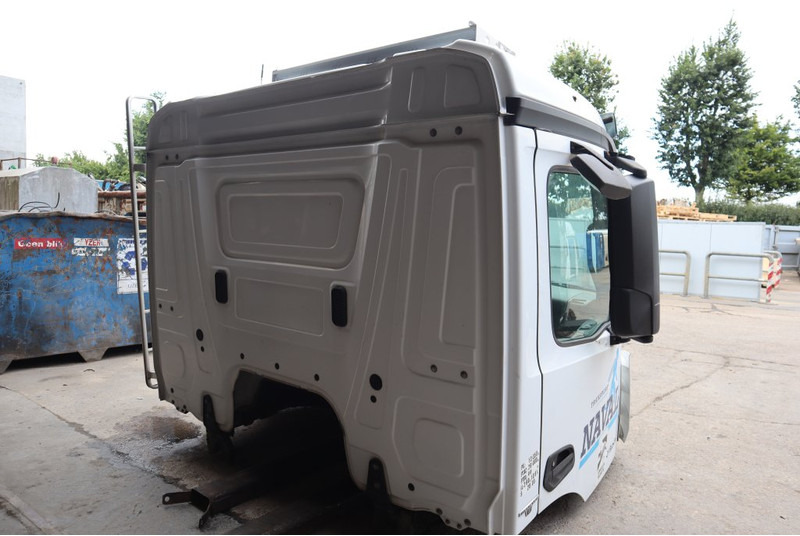 Mercedes-Benz S-CAB MP4 CLASSIS 320MM - Кабина и ентериер за Камион: слика 4 Mercedes-Benz S-CAB MP4 CLASSIS 320MM - Кабина и ентериер за Камион: слика 4