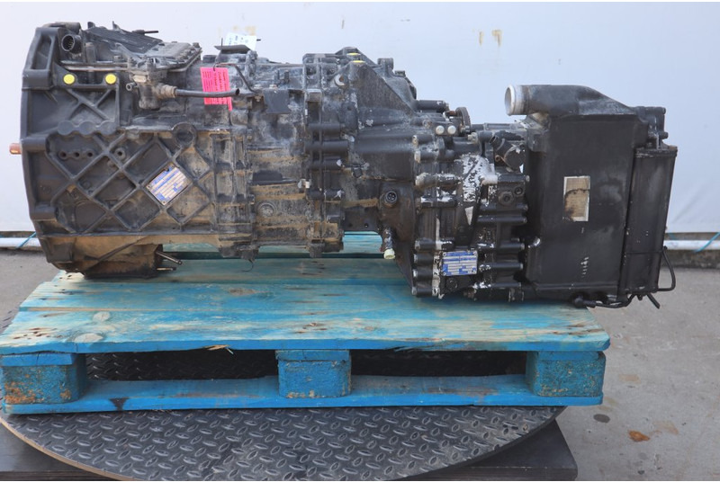 ZF 12AS2301OD+INT 81.32004-6106 - Менувач за Камион: слика 1 ZF 12AS2301OD+INT 81.32004-6106 - Менувач за Камион: слика 1