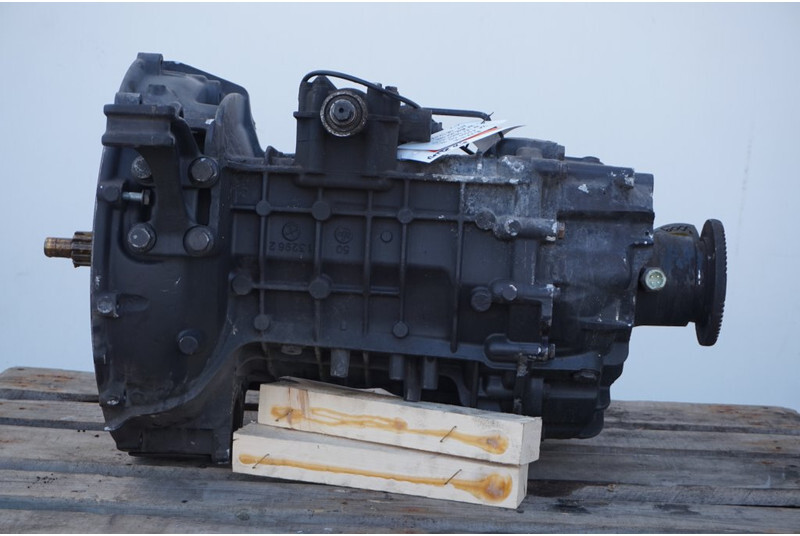 ZF 6S800OD TGL 81.32004-6180 - Менувач за Камион: слика 1 ZF 6S800OD TGL 81.32004-6180 - Менувач за Камион: слика 1