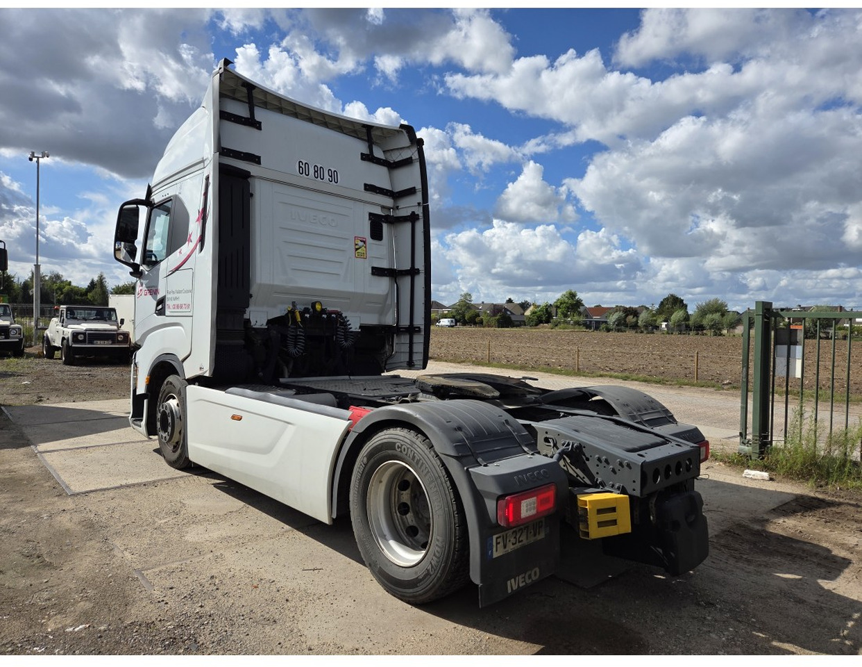 Iveco S-Way 480 4X2 Tractor Unit Retarder Navi ACC Euro 6 - Камион влекач: слика 2 Iveco S-Way 480 4X2 Tractor Unit Retarder Navi ACC Euro 6 - Камион влекач: слика 2