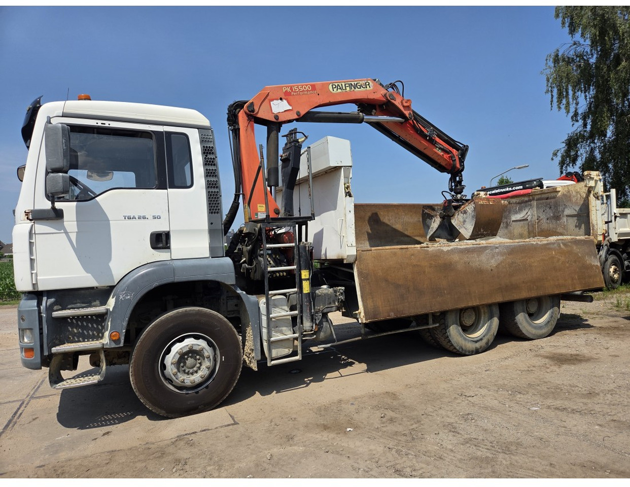 MAN TGA 26.350 6X4 BORDMATIC TIPPER CRANE PALFINGER PK15500 - Кипер, Камион со кран: слика 5 MAN TGA 26.350 6X4 BORDMATIC TIPPER CRANE PALFINGER PK15500 - Кипер, Камион со кран: слика 5