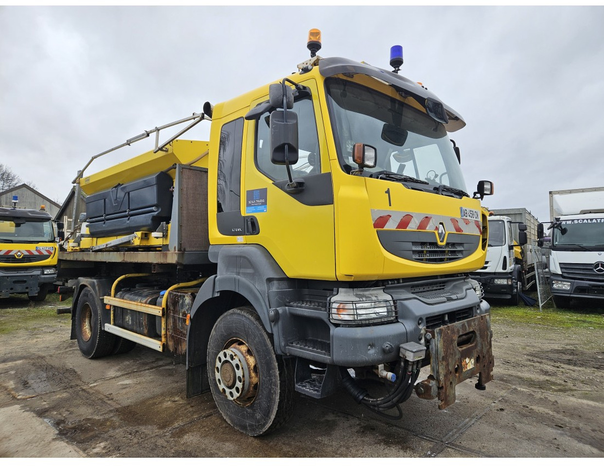 Renault Kerax 450 4x4 Salt spreader Gritter - Кипер: слика 3 Renault Kerax 450 4x4 Salt spreader Gritter - Кипер: слика 3