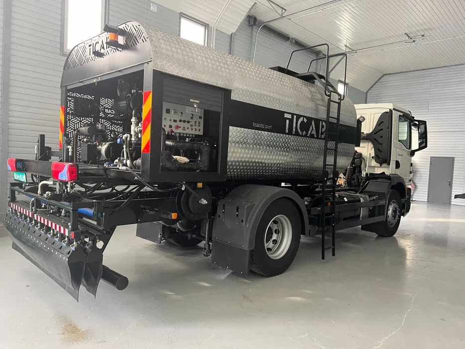 TICAB Asphalt Distributor, 8000 L, Аutonomous Asphalt Sprayer, Manufacturer - Камион со бетонска пумпа: слика 1 TICAB Asphalt Distributor, 8000 L, Аutonomous Asphalt Sprayer, Manufacturer - Камион со бетонска пумпа: слика 1