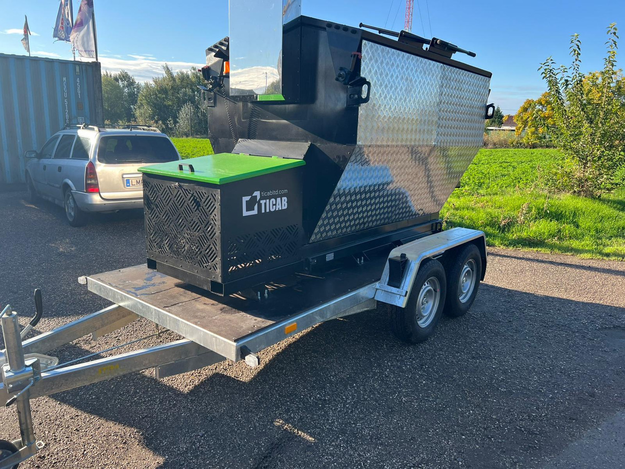 TICAB Asphalt Hot Box from the Manufacturer for 2,8 t, termiskais bunkurs asfaltam HB-2 - Машина за асфалт: слика 4 TICAB Asphalt Hot Box from the Manufacturer for 2,8 t, termiskais bunkurs asfaltam HB-2 - Машина за асфалт: слика 4
