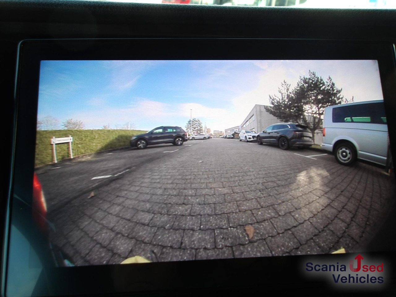 SCANIA R 460 EB - MEGA - HIGHLINE - 2x TANKs - ACC - Камион влекач: слика 3 SCANIA R 460 EB - MEGA - HIGHLINE - 2x TANKs - ACC - Камион влекач: слика 3