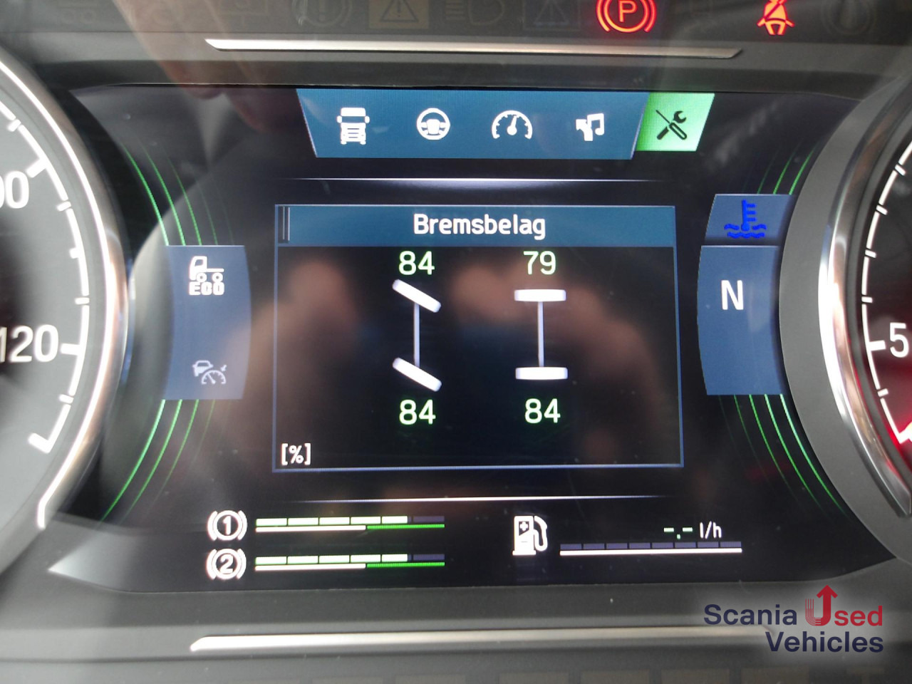 SCANIA R 460 NA - HIGHLINE - 2x TANKs - ACC - - Камион влекач: слика 2 SCANIA R 460 NA - HIGHLINE - 2x TANKs - ACC - - Камион влекач: слика 2