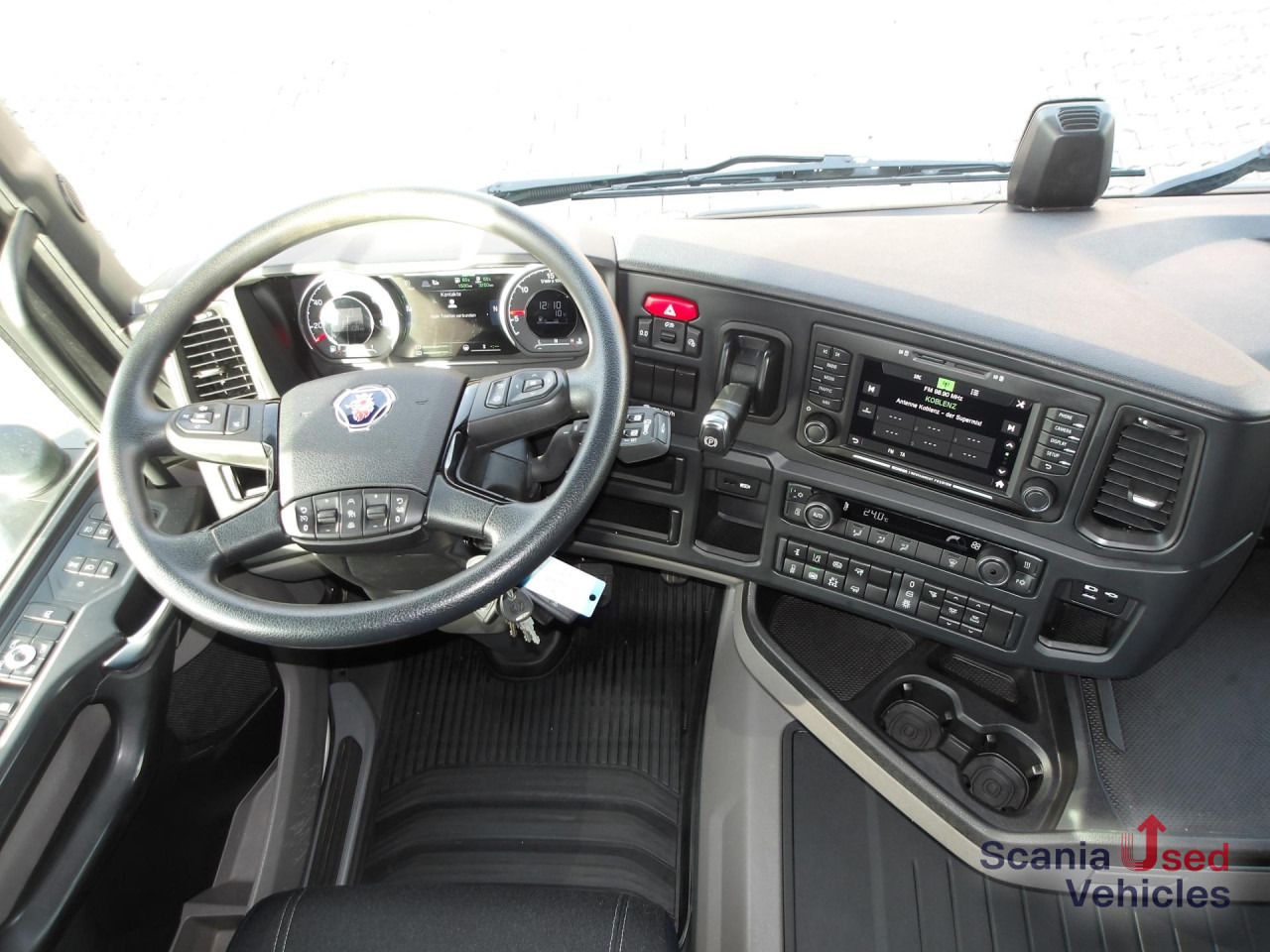 SCANIA R 460 NA - HYDRAULIK - ACC - HIGHLINE - ADR AT - Камион влекач: слика 3 SCANIA R 460 NA - HYDRAULIK - ACC - HIGHLINE - ADR AT - Камион влекач: слика 3