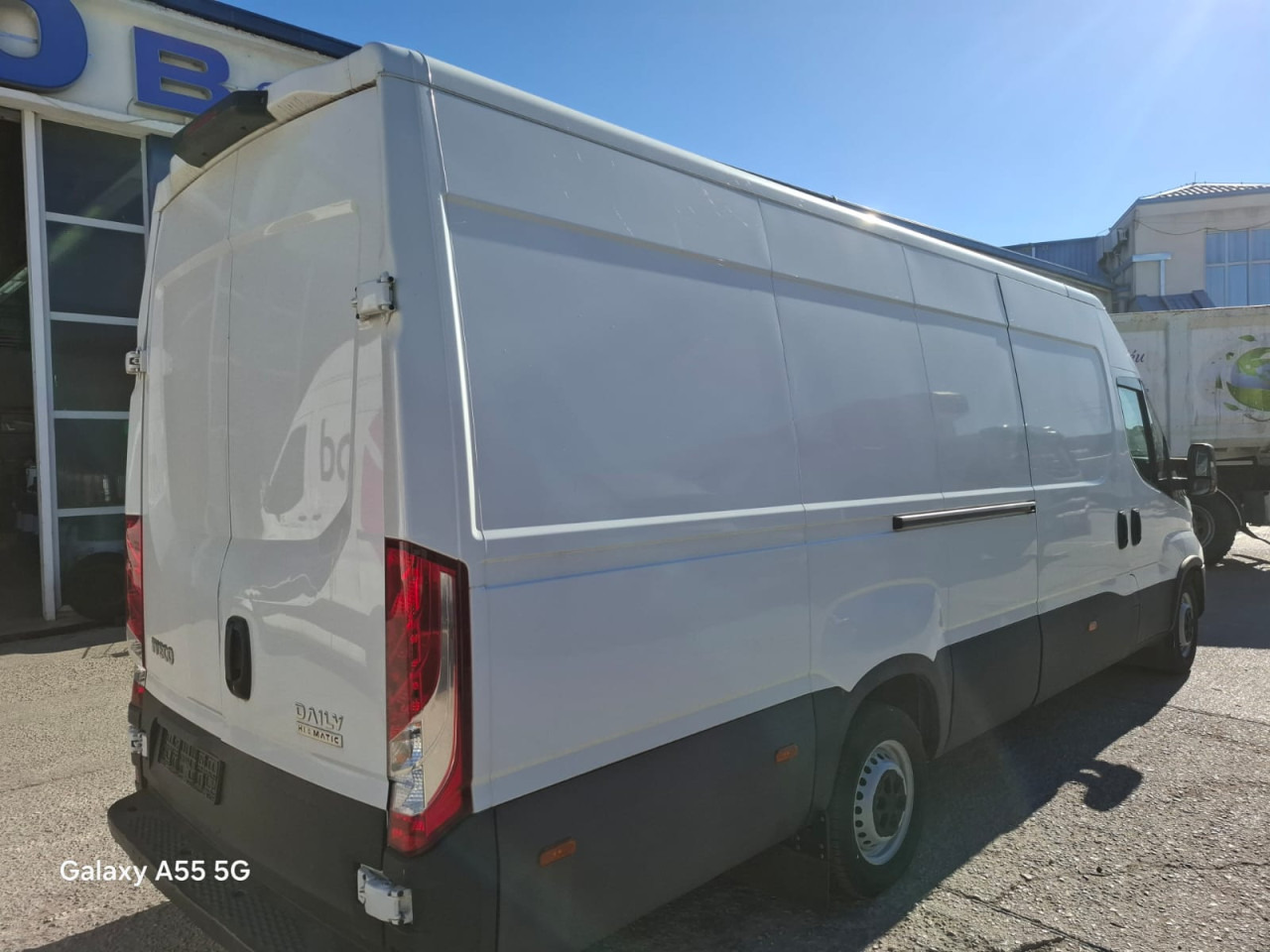 IVECO Daily 35S16V - Патничко комбе: слика 4 IVECO Daily 35S16V - Патничко комбе: слика 4