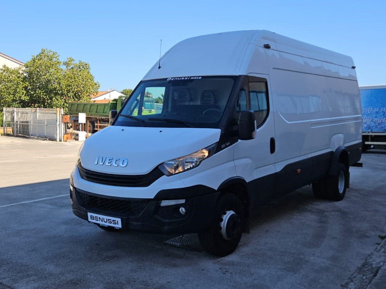 IVECO Daily 65C15 - Патничко комбе: слика 1 IVECO Daily 65C15 - Патничко комбе: слика 1