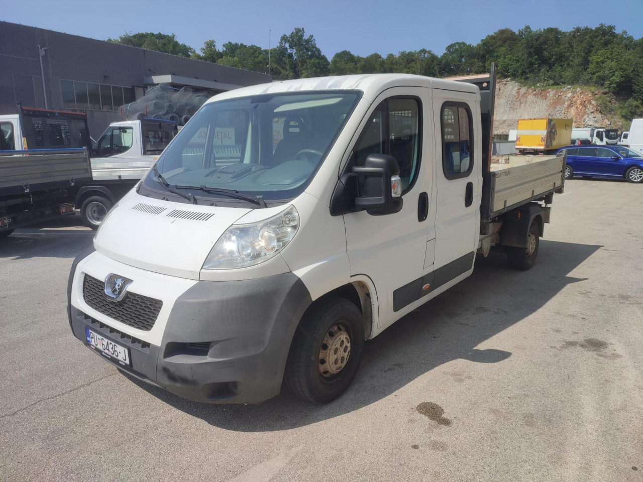 PEUGEOT Boxer 2.2 HDI - Комби кипер, Комби со двојна кабина: слика 1 PEUGEOT Boxer 2.2 HDI - Комби кипер, Комби со двојна кабина: слика 1