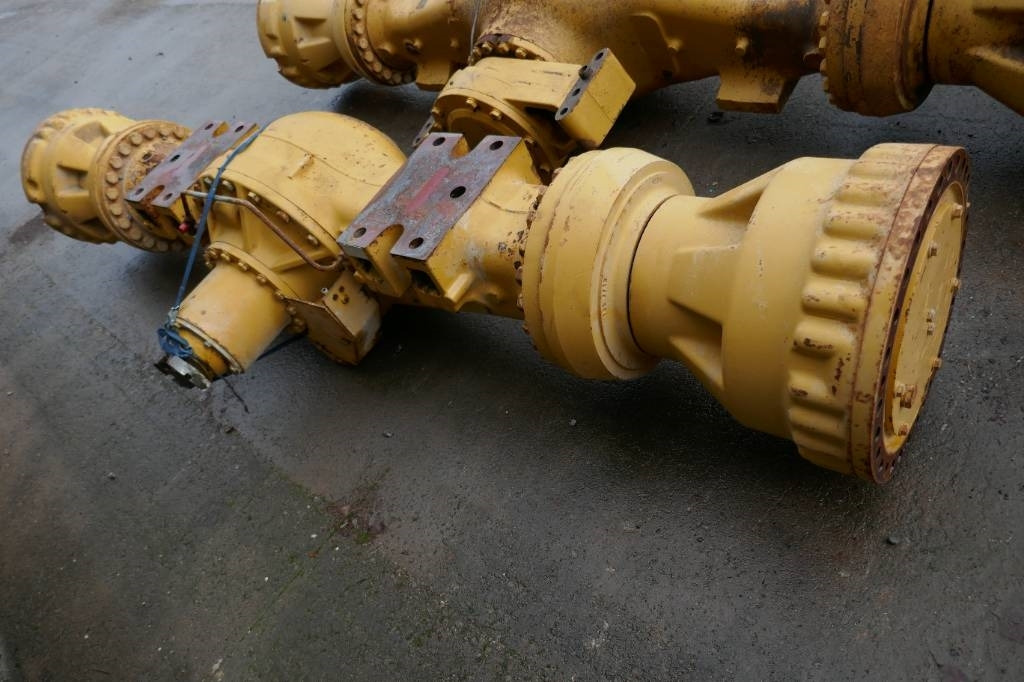 CAT 980G framaxel G1725389 - Оска и делови за Градежна машина: слика 2 CAT 980G framaxel G1725389 - Оска и делови за Градежна машина: слика 2