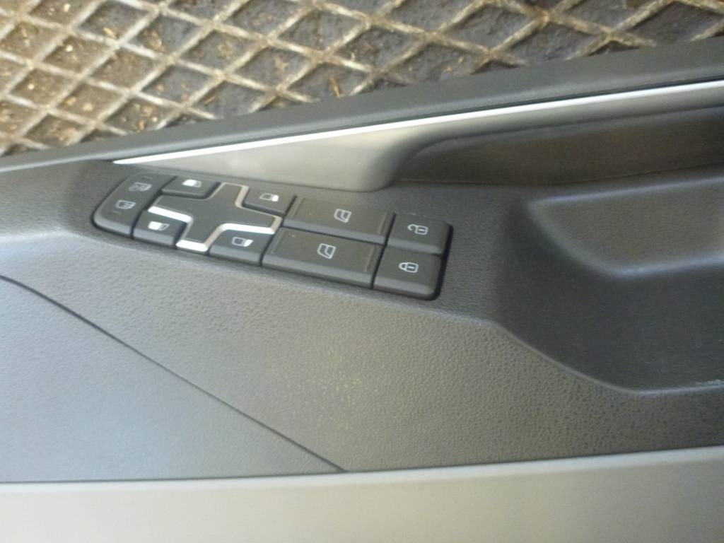 Volvo FM Dörrsida, 23772645 - Кабина за Камион: слика 2 Volvo FM Dörrsida, 23772645 - Кабина за Камион: слика 2