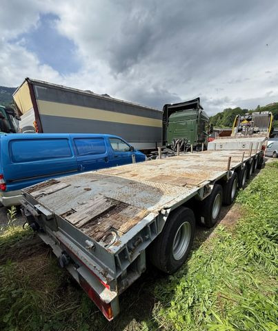 Goldhofer STZ-L6-67/80A, 94ton, verbreiterbar - Полуприколка за низок утовар: слика 3 Goldhofer STZ-L6-67/80A, 94ton, verbreiterbar - Полуприколка за низок утовар: слика 3