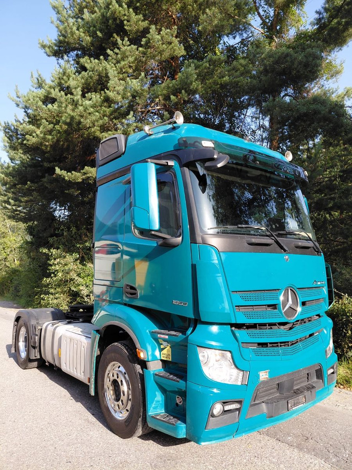 Mercedes-Benz Actros 1853 4x2, E6, ADR, Retarder, PTO - Камион влекач: слика 1 Mercedes-Benz Actros 1853 4x2, E6, ADR, Retarder, PTO - Камион влекач: слика 1