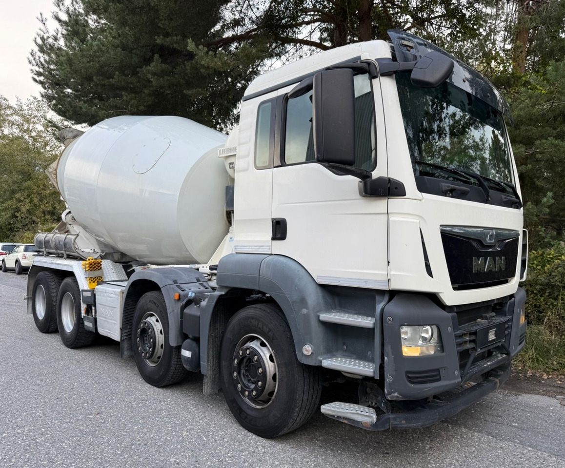MAN TGS 32.440 8x4, Euro 6, Liebherr 9m3 - Камион миксер за бетон: слика 2 MAN TGS 32.440 8x4, Euro 6, Liebherr 9m3 - Камион миксер за бетон: слика 2