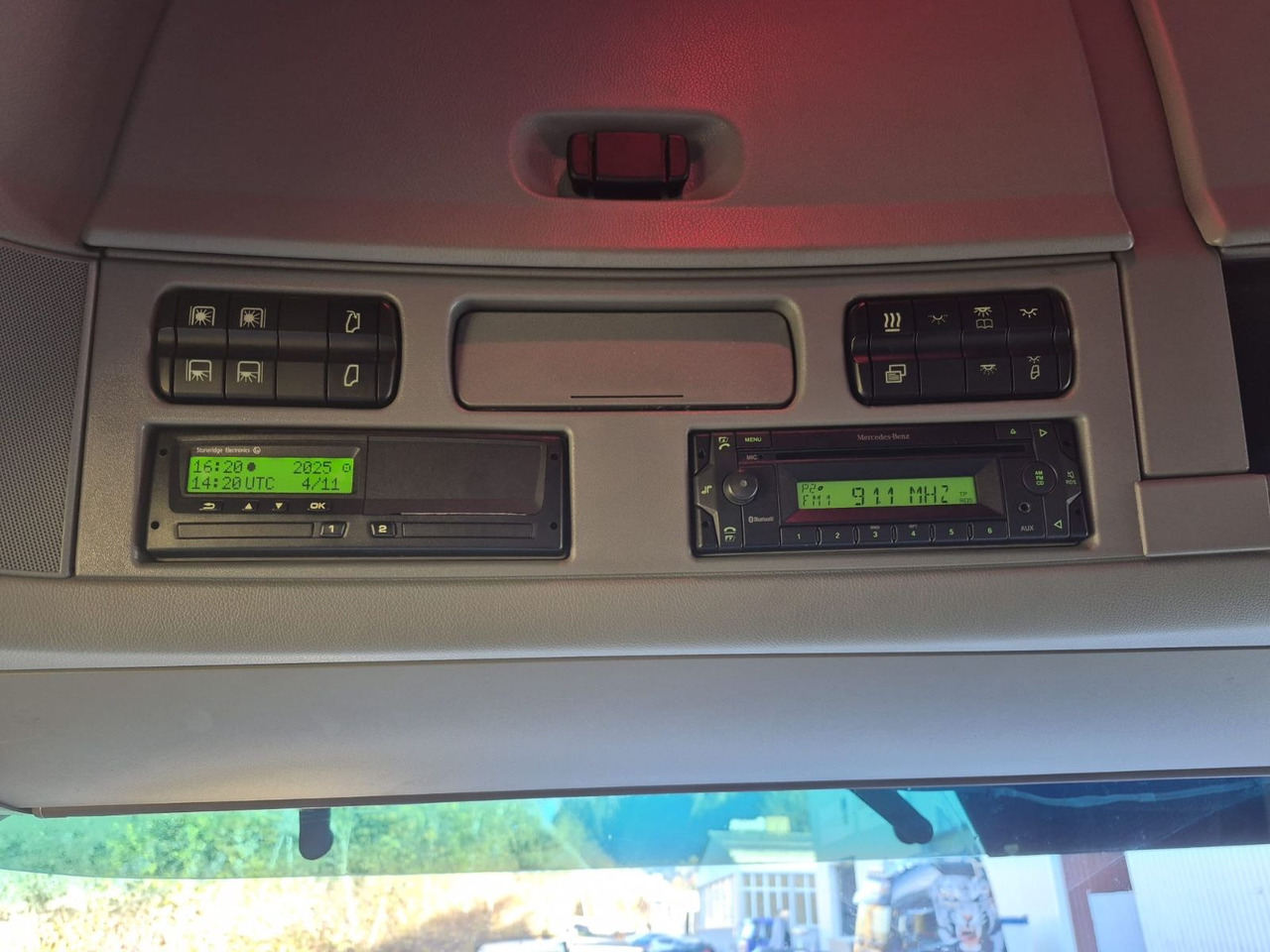 Камион со кран Mercedes-Benz Actros 2548 6x2,E5,MP3,EPS, Penz 25R9,50 Greifer: слика 17