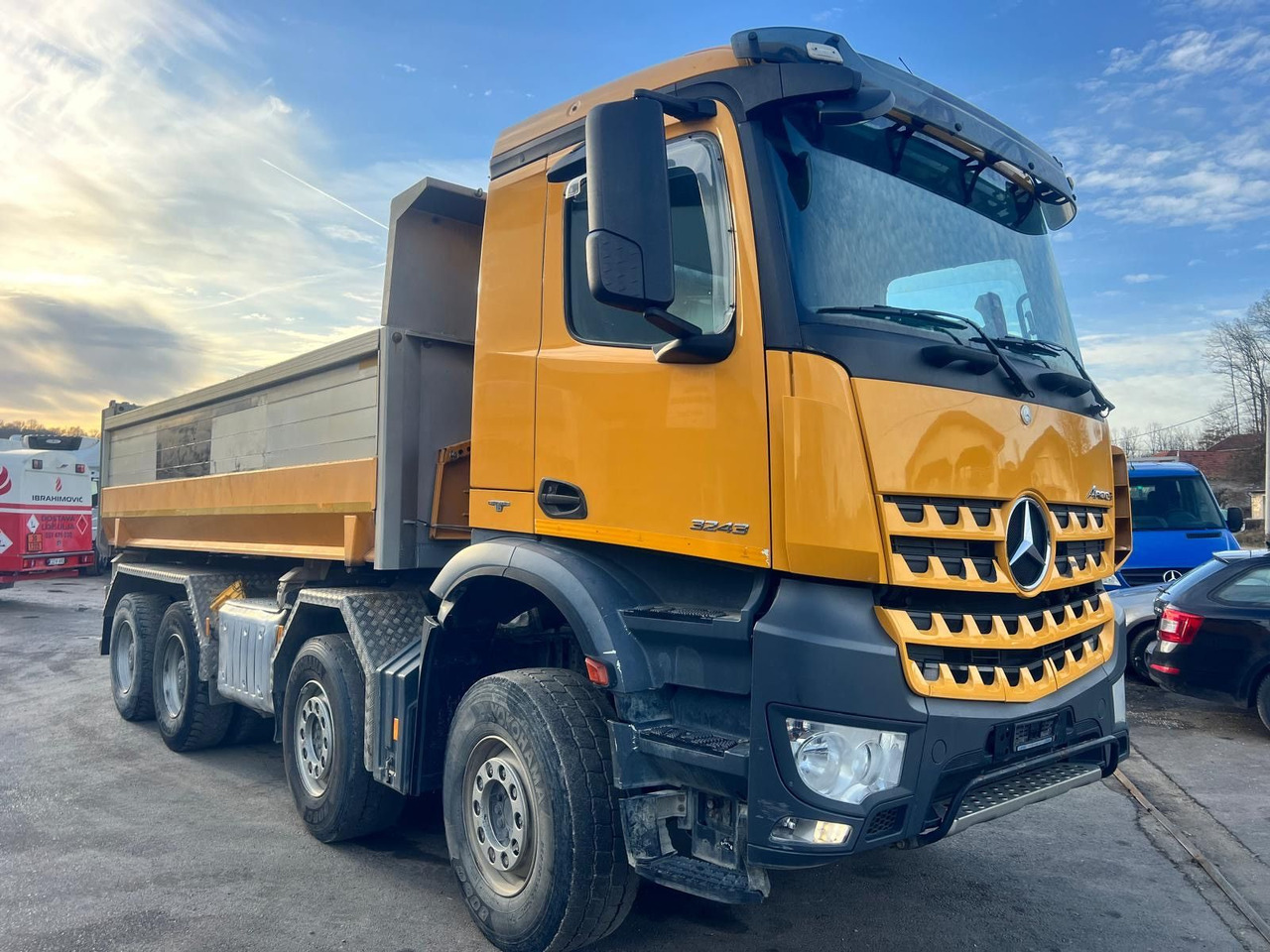 Mercedes-Benz Arocs 3243 8x4, E6, Trösch Kipper - Кипер: слика 1 Mercedes-Benz Arocs 3243 8x4, E6, Trösch Kipper - Кипер: слика 1