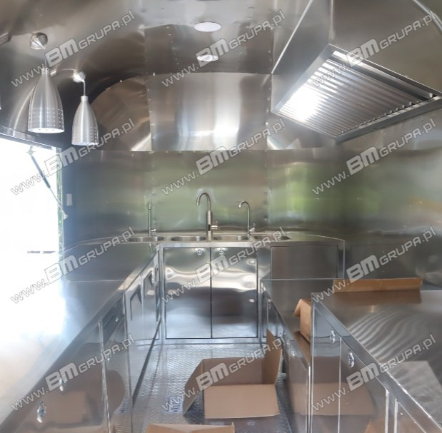 AIR STREAM ! - Imbissanhänger ! Verkaufsanhänger, - Food Truck Imbiswagen , EDELSTAL ! 3,8 M - Приколка за продажба на добра: слика 4 AIR STREAM ! - Imbissanhänger ! Verkaufsanhänger, - Food Truck Imbiswagen , EDELSTAL ! 3,8 M - Приколка за продажба на добра: слика 4