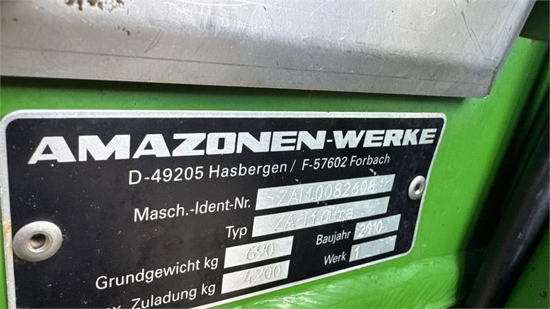 Amazone ZAM 3000 Z-AM 3000 Ultra - Распрскувач на арско ѓубриво: слика 2 Amazone ZAM 3000 Z-AM 3000 Ultra - Распрскувач на арско ѓубриво: слика 2