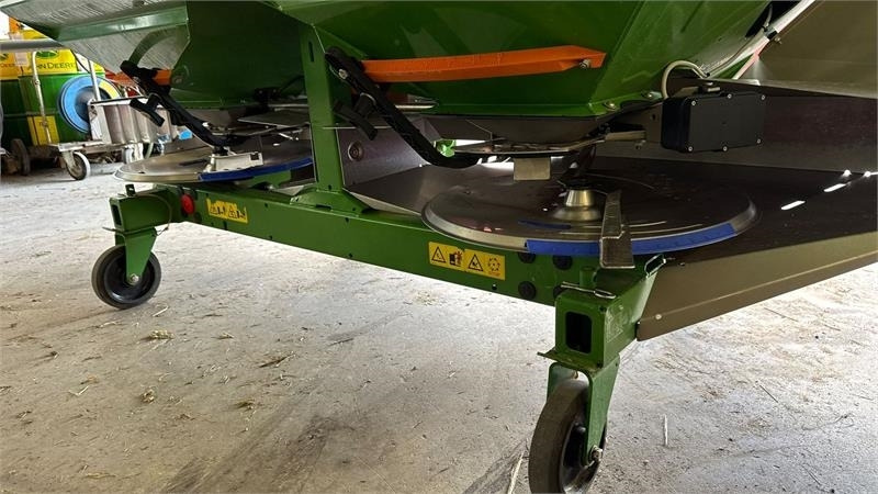 Amazone ZAM 3000 Z-AM 3000 Ultra - Распрскувач на арско ѓубриво: слика 3 Amazone ZAM 3000 Z-AM 3000 Ultra - Распрскувач на арско ѓубриво: слика 3
