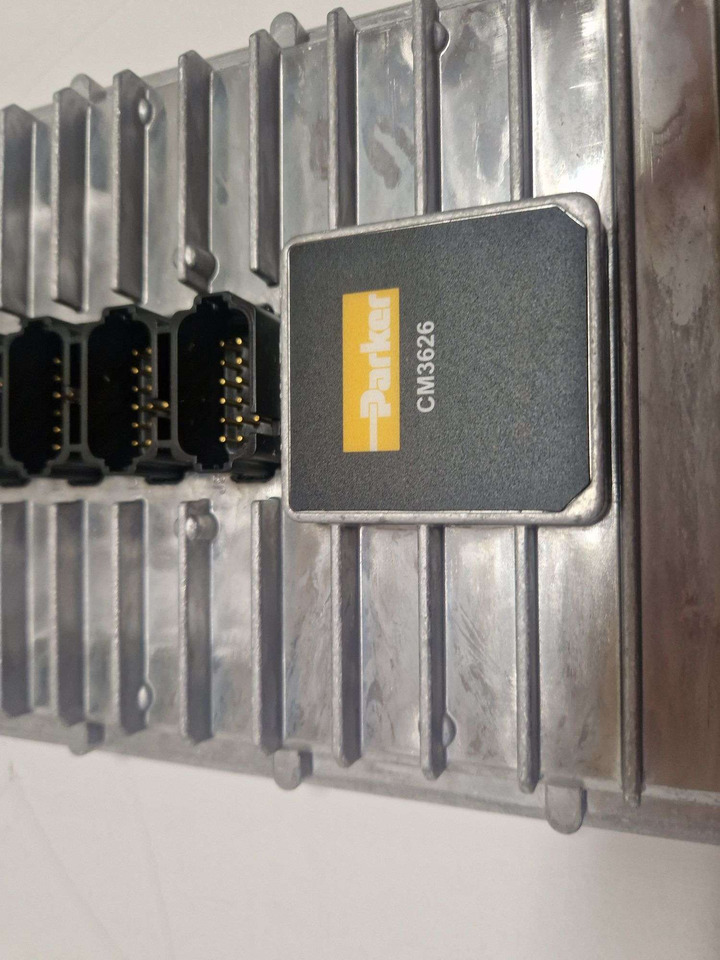 JCB ECU unit 728/D2287 PARKER CM3626 ECU unit - Мотор и делови за Градежна машина: слика 2 JCB ECU unit 728/D2287 PARKER CM3626 ECU unit - Мотор и делови за Градежна машина: слика 2