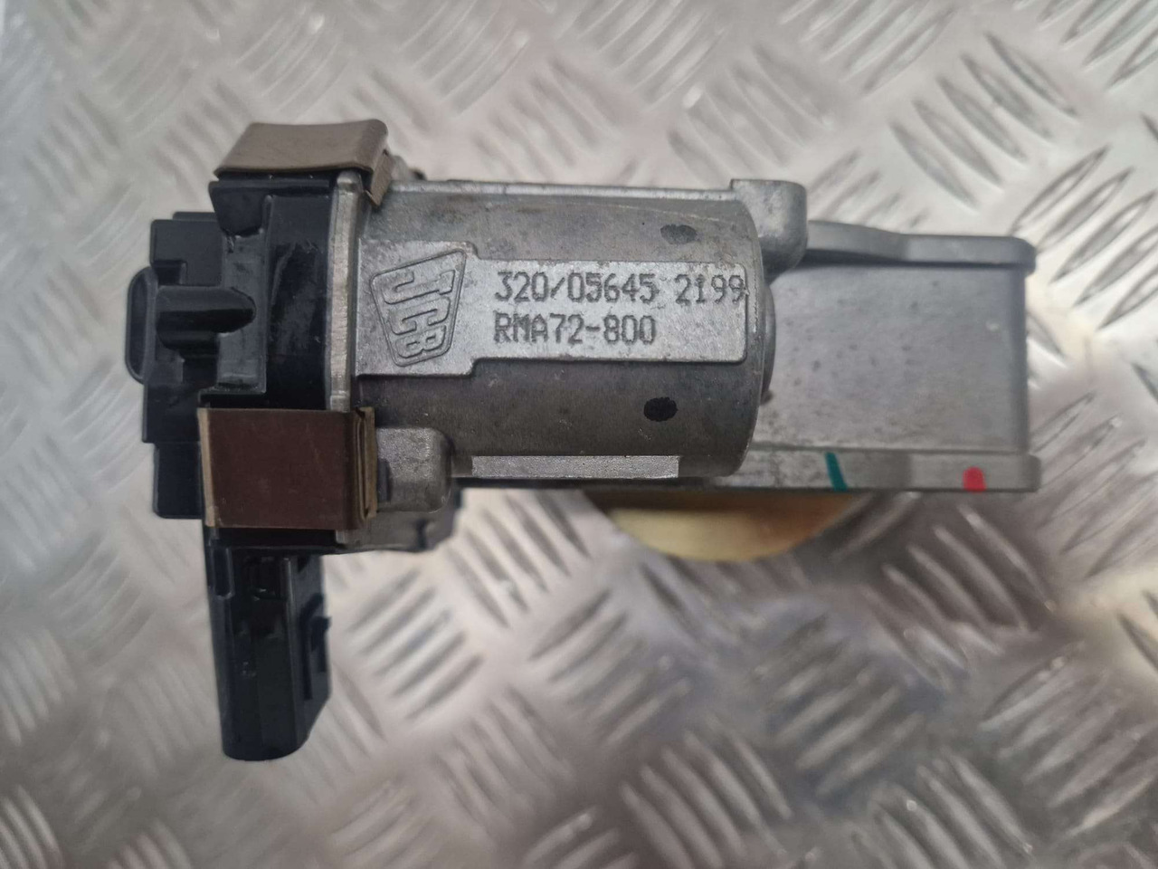 JCB hitachi throttle 320/05645 RMA72-800 - Мотор и делови за Градежна машина: слика 2 JCB hitachi throttle 320/05645 RMA72-800 - Мотор и делови за Градежна машина: слика 2