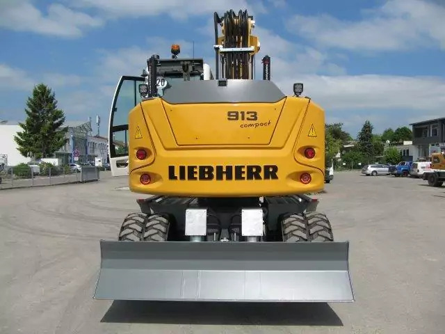 2022 Liebherr A 913 Compact G6.0-D - Багер на тркала: слика 4 2022 Liebherr A 913 Compact G6.0-D - Багер на тркала: слика 4