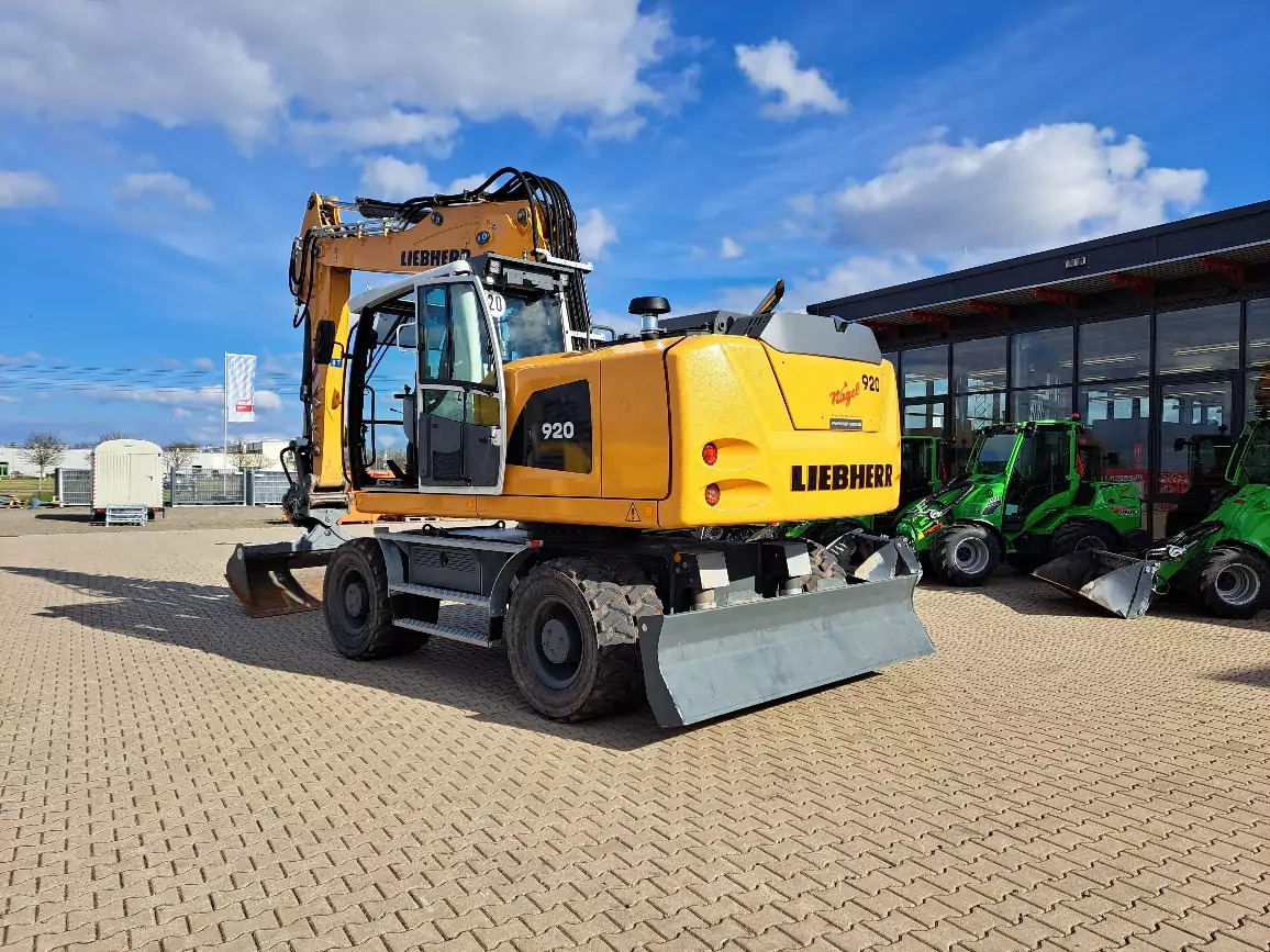 2023 Liebherr A 920 Litronic G6.0-D - Багер на тркала: слика 3 2023 Liebherr A 920 Litronic G6.0-D - Багер на тркала: слика 3