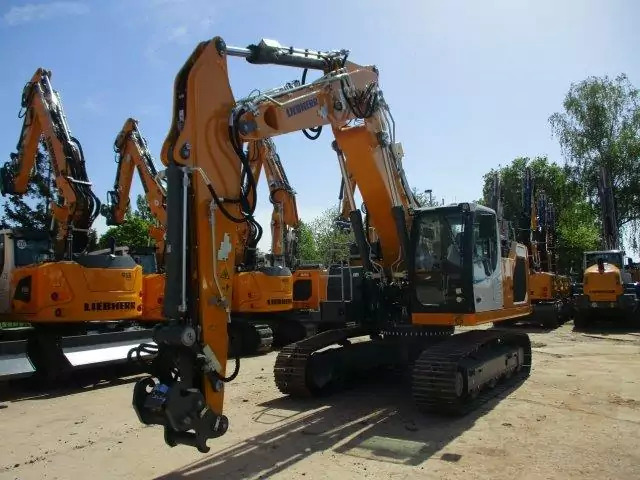 2023 Liebherr R 926 Litronic G8.0-D - Багер гасеничар: слика 1 2023 Liebherr R 926 Litronic G8.0-D - Багер гасеничар: слика 1