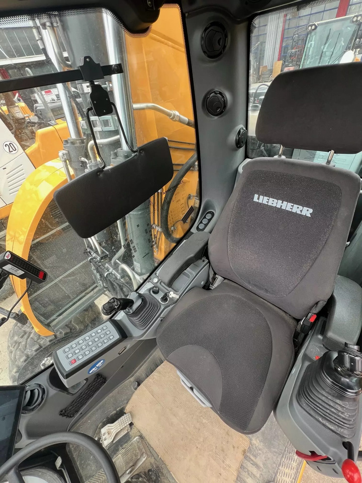 2024 Liebherr A 916 Compact Litronic G6.0-D - Багер на тркала: слика 4 2024 Liebherr A 916 Compact Litronic G6.0-D - Багер на тркала: слика 4
