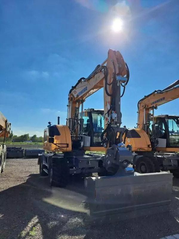 2025 Liebherr A 918 Compact G6.0-D Litronic - Багер на тркала: слика 2 2025 Liebherr A 918 Compact G6.0-D Litronic - Багер на тркала: слика 2