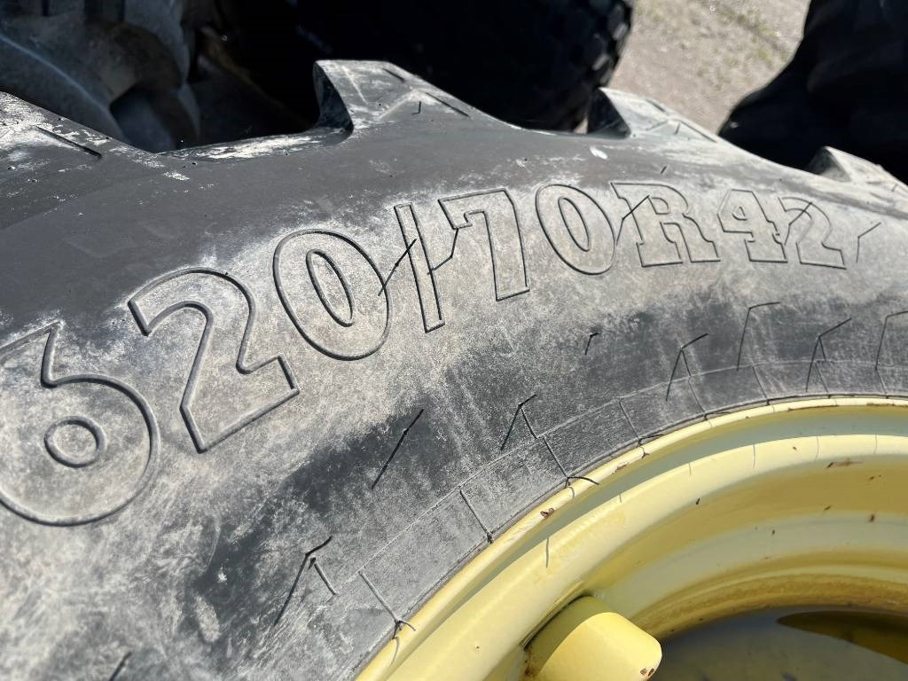 BKT 620/70R42 John Deere 7930 - Гума за Земјоделска машина: слика 5 BKT 620/70R42 John Deere 7930 - Гума за Земјоделска машина: слика 5
