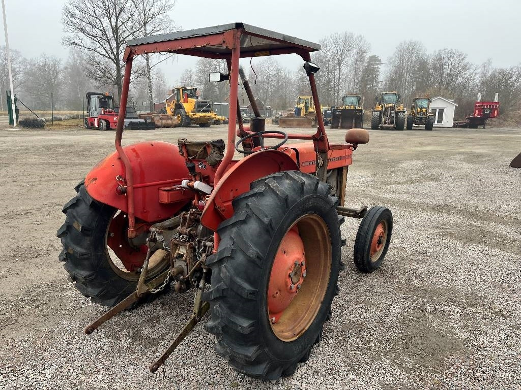 Massey Ferguson 130 Dismantled. Only specific spare parts - Трактор: слика 2 Massey Ferguson 130 Dismantled. Only specific spare parts - Трактор: слика 2