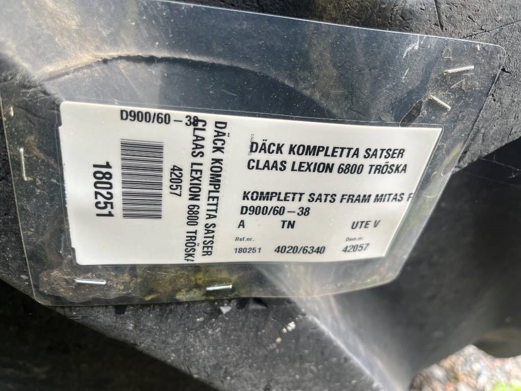 Mitas 900/60R38 Däck till Claas Lexion 6800 - Гума за Земјоделска машина: слика 2 Mitas 900/60R38 Däck till Claas Lexion 6800 - Гума за Земјоделска машина: слика 2