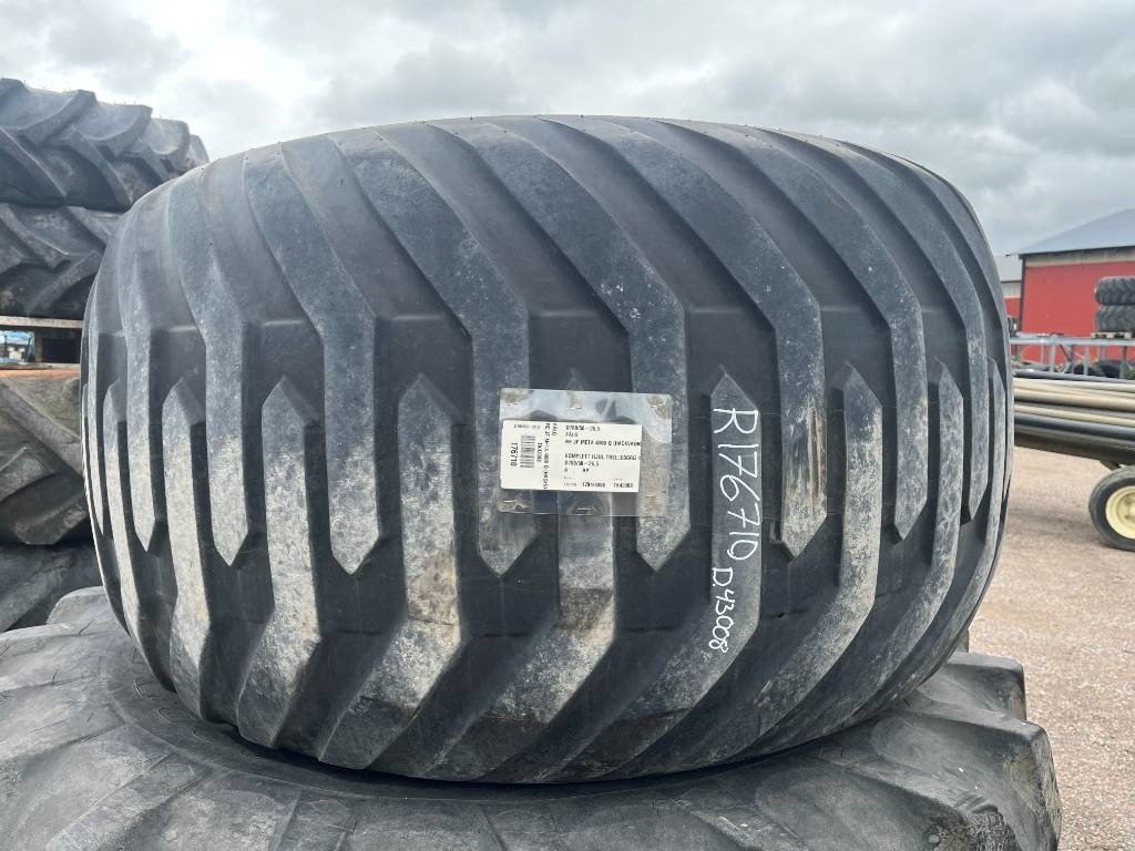 Trelleborg 700/50 26,5 Twin 404 - Гума за Земјоделска машина: слика 1 Trelleborg 700/50 26,5 Twin 404 - Гума за Земјоделска машина: слика 1