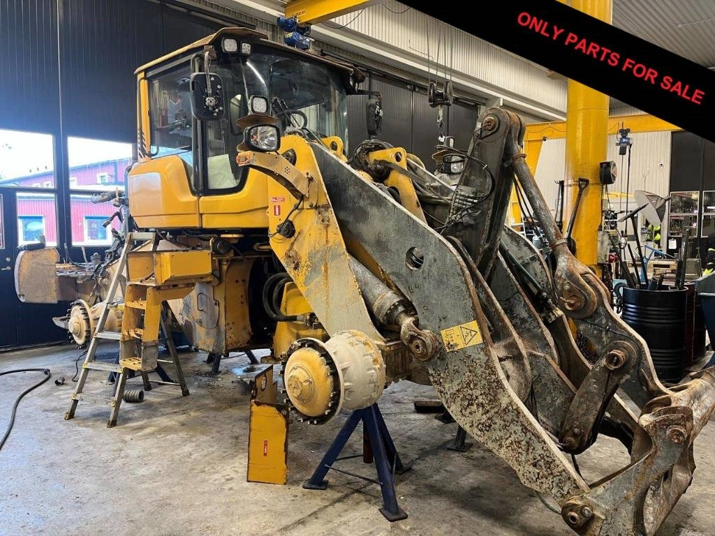 Volvo L 120 G Dismantled. Only sold as spare parts - Натоварувач на тркала: слика 1 Volvo L 120 G Dismantled. Only sold as spare parts - Натоварувач на тркала: слика 1