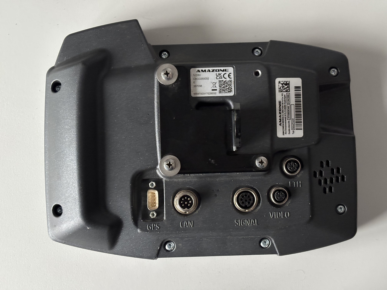 Amazone AmaTron 4 Ama Tron Terminal Sterujący Isobus Licencja - Електричен систем за Земјоделска машина: слика 5 Amazone AmaTron 4 Ama Tron Terminal Sterujący Isobus Licencja - Електричен систем за Земјоделска машина: слика 5