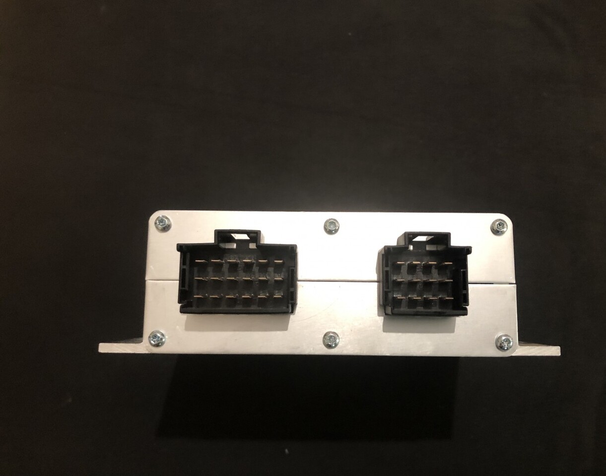 CLAAS 0015 856 3/Claas moduł/Claas Jaguar 880-830 980-930 - Единица за контрола за Земјоделска машина: слика 1 CLAAS 0015 856 3/Claas moduł/Claas Jaguar 880-830 980-930 - Единица за контрола за Земјоделска машина: слика 1