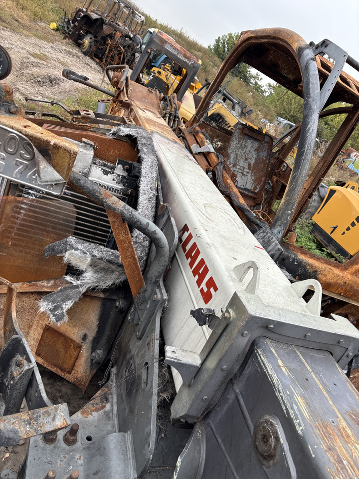 CLAAS Scorpion 7044 Ramię Wysięgnik Maszt Teleskop - Брана: слика 2 CLAAS Scorpion 7044 Ramię Wysięgnik Maszt Teleskop - Брана: слика 2