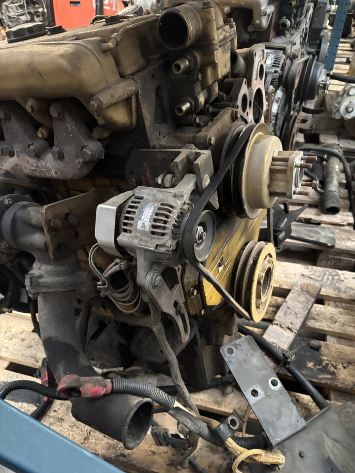 Cat Perkins 130-6342 1935/2200 Silnik CZĘŚCI - Мотор за Земјоделска машина: слика 4 Cat Perkins 130-6342 1935/2200 Silnik CZĘŚCI - Мотор за Земјоделска машина: слика 4